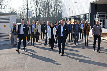 VDMA members on a factory tour around the HORIBA eHUB